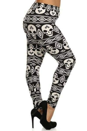 Plus Size Black & White Aztec Skulls